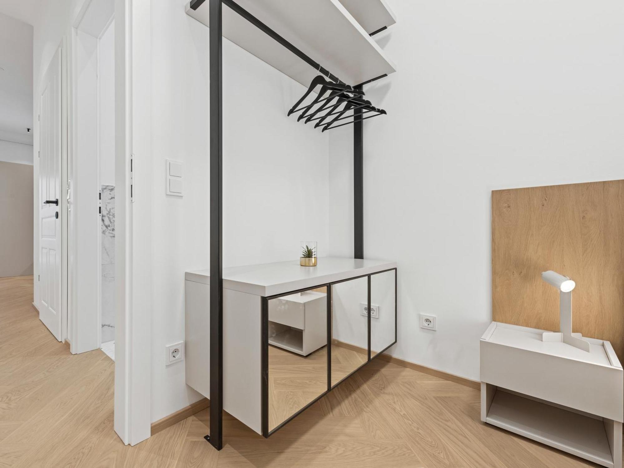 Gt7 Apartments District 9 - Managed By Sky9 Apartments Вена Экстерьер фото