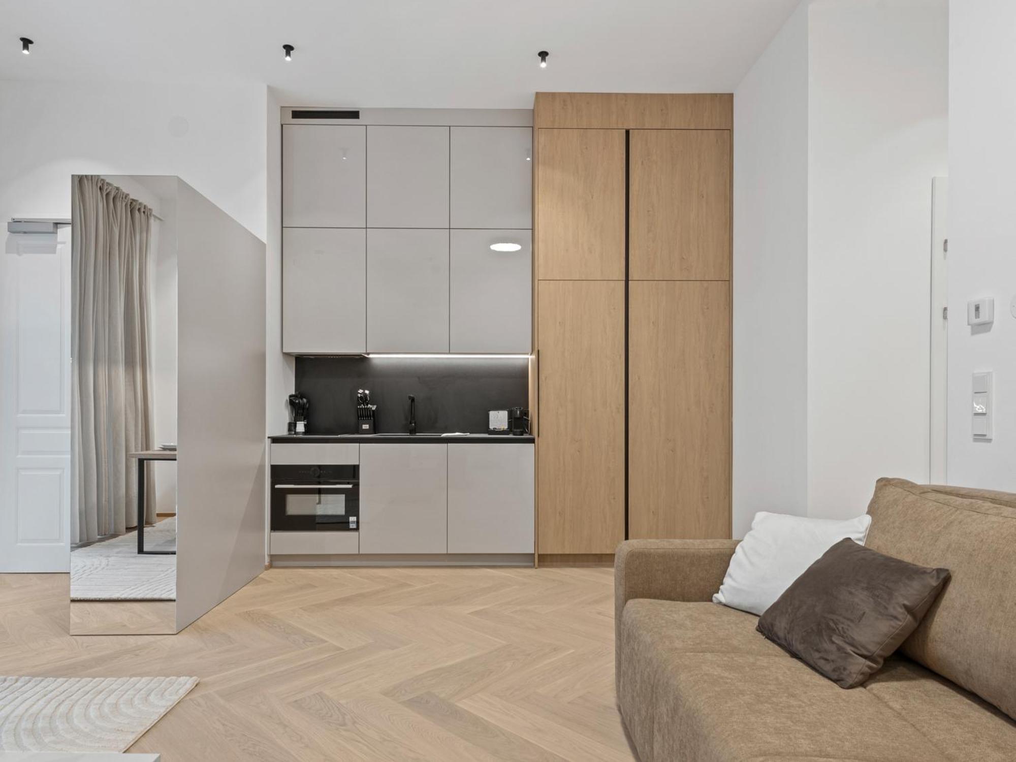 Gt7 Apartments District 9 - Managed By Sky9 Apartments Вена Экстерьер фото